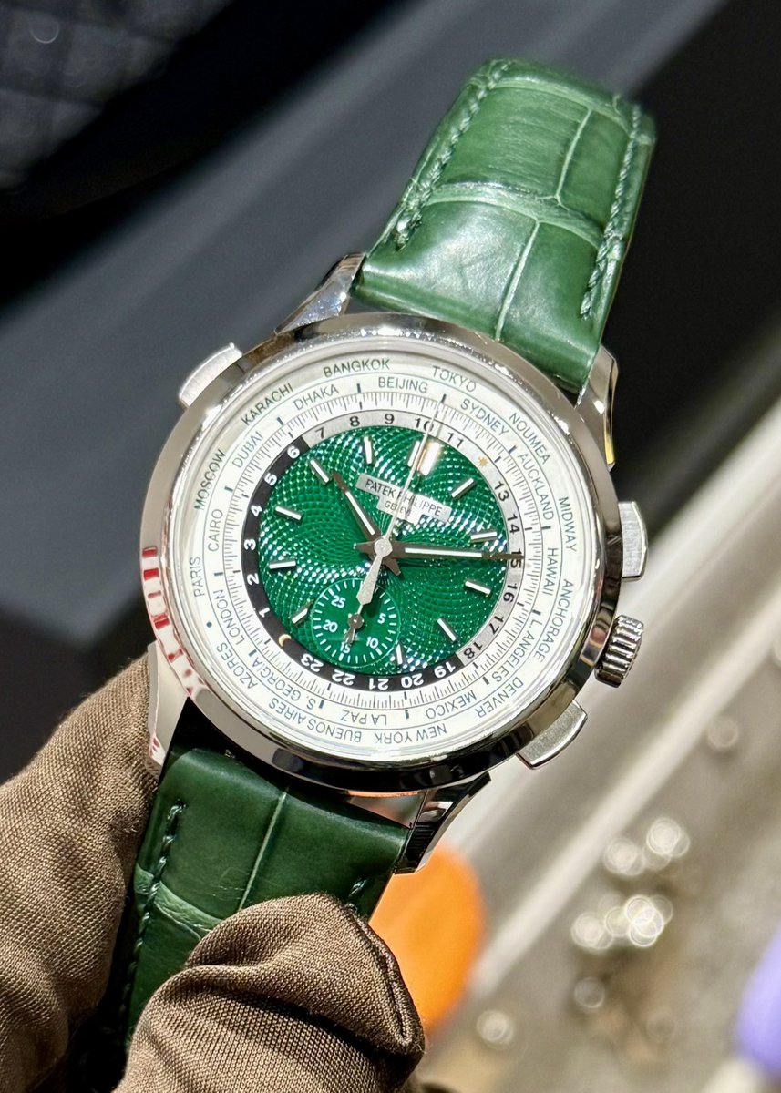_Glint_'s tweet photo. PATEK PHILIPPE
グランドコンプリケーション＆コンプリケーション

人気の高いグリーンダイヤル多数取り揃えております‼️
 
#5270P014
#5930P001
#59051A001
#PATEKPHILIPPE
#WORLDTIME
#パテックフィリップ
#グランドコンプリケーション
#コンプリケーション
#ワールドタイム https://t.co/XOZB0Z3P7c