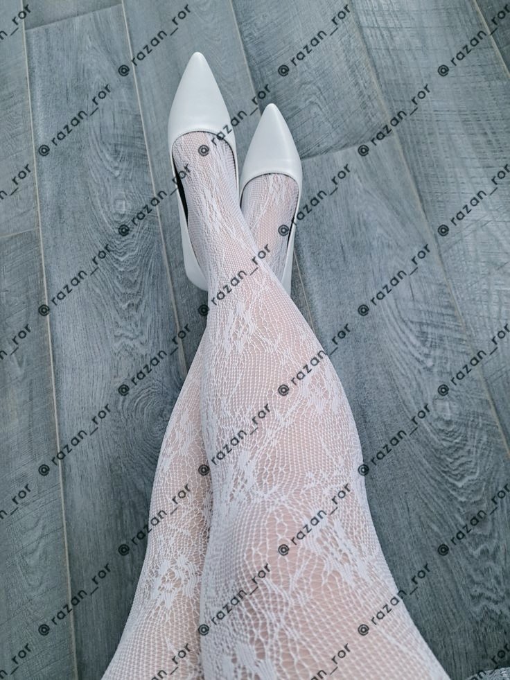 الخضوع للانثى فطره داخل الذكر،الذكر يحب يكون تابع وذليل تحت اقدام سيدته،لكن بعض الذكور يكابر وبنهاية المكابره راح يخضع ويستسلم غصباً عنه وبدون ارادته👠👠👠
الخاص للــــديويــتُ الجاد فقط🤨🤨
لايك ورتويت 👌