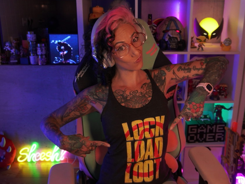 Ali3nSun's tweet photo. 🔴LIVE NOW🔴
IT'S TIME ! PRE-RELEASE  #Borderlands4 PARTY!!!  
💥little tiny suprise  - GAME GIVEAWAY💥
🔥LET'S FUCKING GOOOOOOOOOOOOOOOOOOOOO! 🔥
https://t.co/45ys9ZBTTN