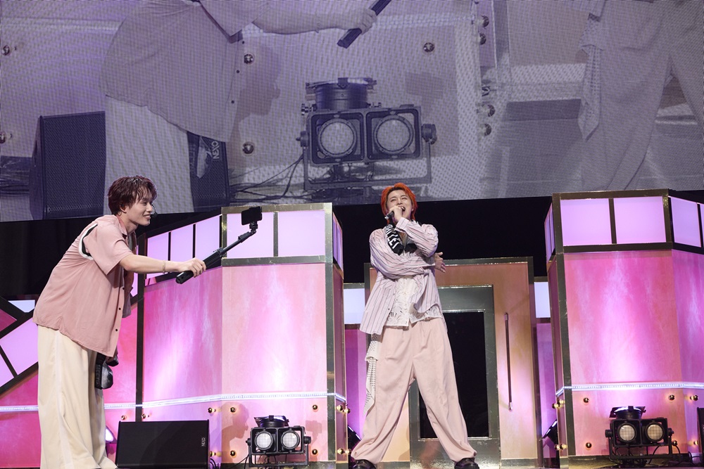 ＜ライブレポート＞
超特急、ゲームもライブも全力で届けた10周年ファンミーティング

10日夜公演の模様をお届け🚅
billboard-japan.com/d_news/detail/…

#超特急 #夢8