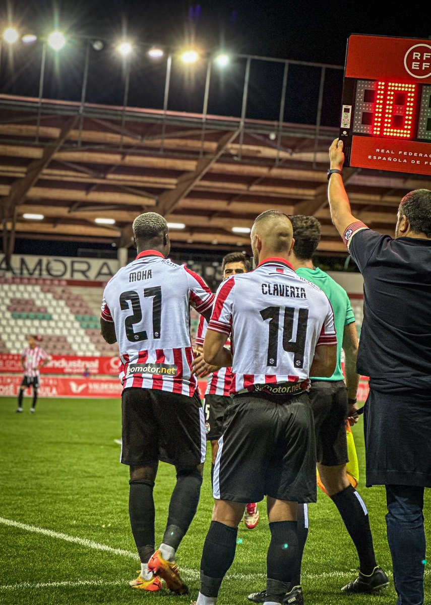 DEBUT👏🏼|

Álvaro González y Moha Sy; un debut en competición oficial con el Zamora CF y un +3♥️👏🏼

¡Enhorabuena!😍

#VamosMiZamora