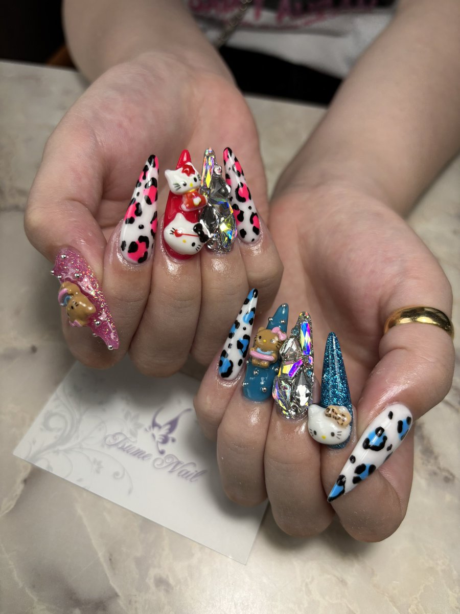 新しいネイル載せてなかった