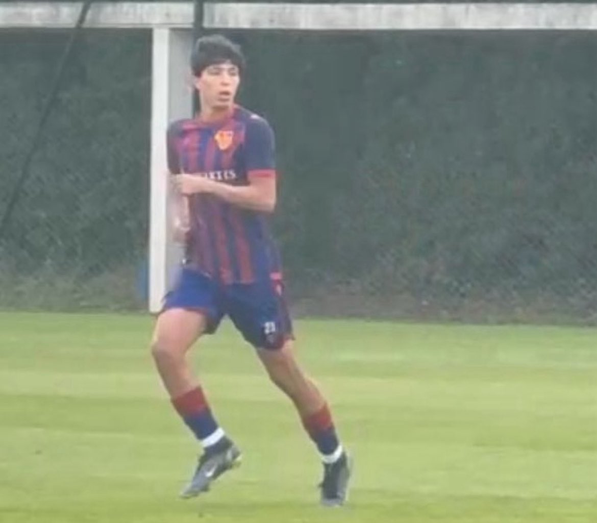 𝙔𝙊𝙐𝙉𝙂 𝙏𝘼𝙇𝙀𝙉𝙏 𝘼𝘼𝙁 🇩🇿💫 tweet media