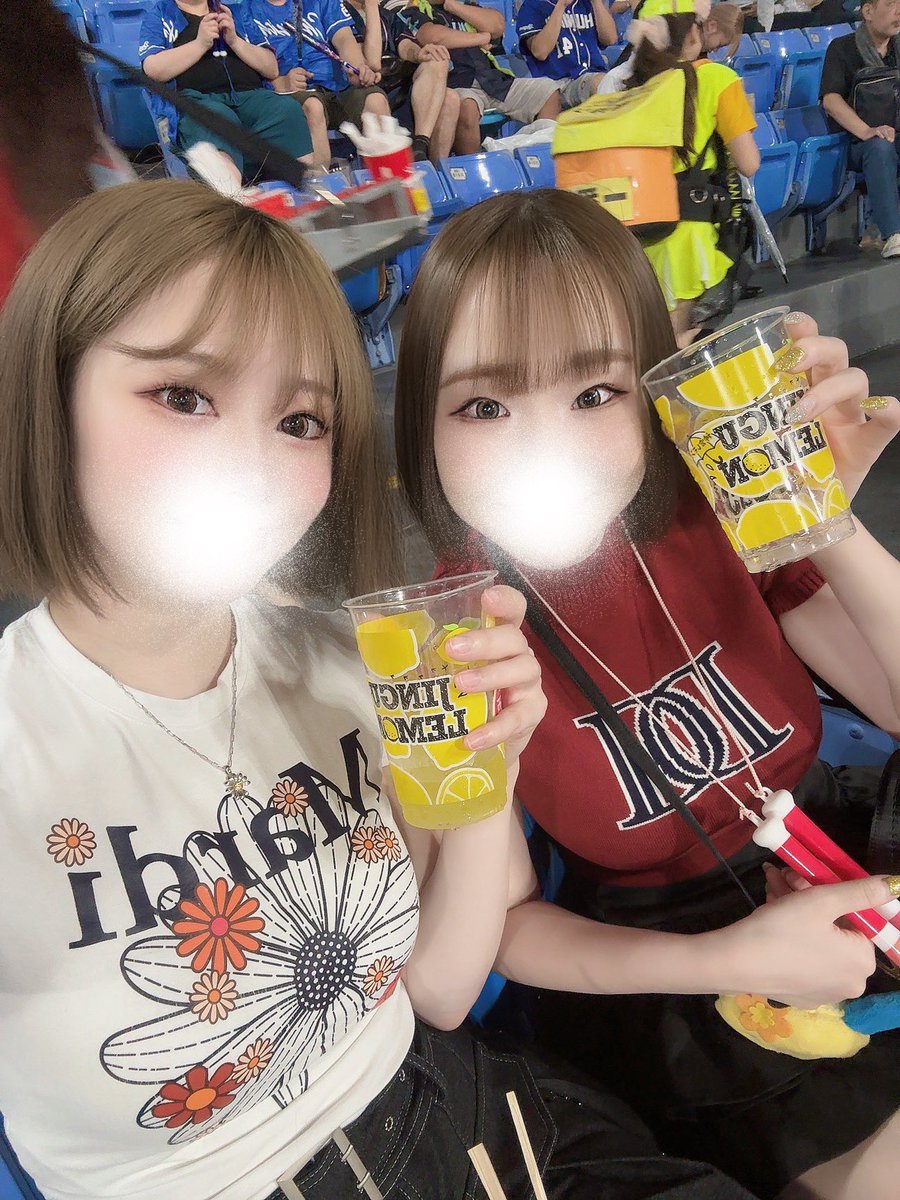 楪らむ💎アロマモア💋AROMA MORE (@yuzuriha_r_more) on Twitter photo .
本日もありがとうございました🩵
お客様が、チケット🎫くれたので
お友達と野球観戦なうです⚾️✨
ありがとう〜
明日は12〜17時出勤です🩷✨
ご予約お待ちしてます〜
. .
本日もありがとうございました🩵
お客様が、チケット🎫くれたので
お友達と野球観戦なうです⚾️✨
ありがとう〜
明日は12〜17時出勤です🩷✨
ご予約お待ちしてます〜
.