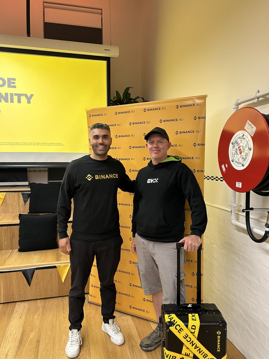 He even let me into the <a href="/Binance_AUS/">Binance Australia</a> event wearing an <a href="/okx/">OKX</a> hoody

<a href="/liamodoh/">lodo 🇦🇺</a> will have something to say to him tomorrow 😂