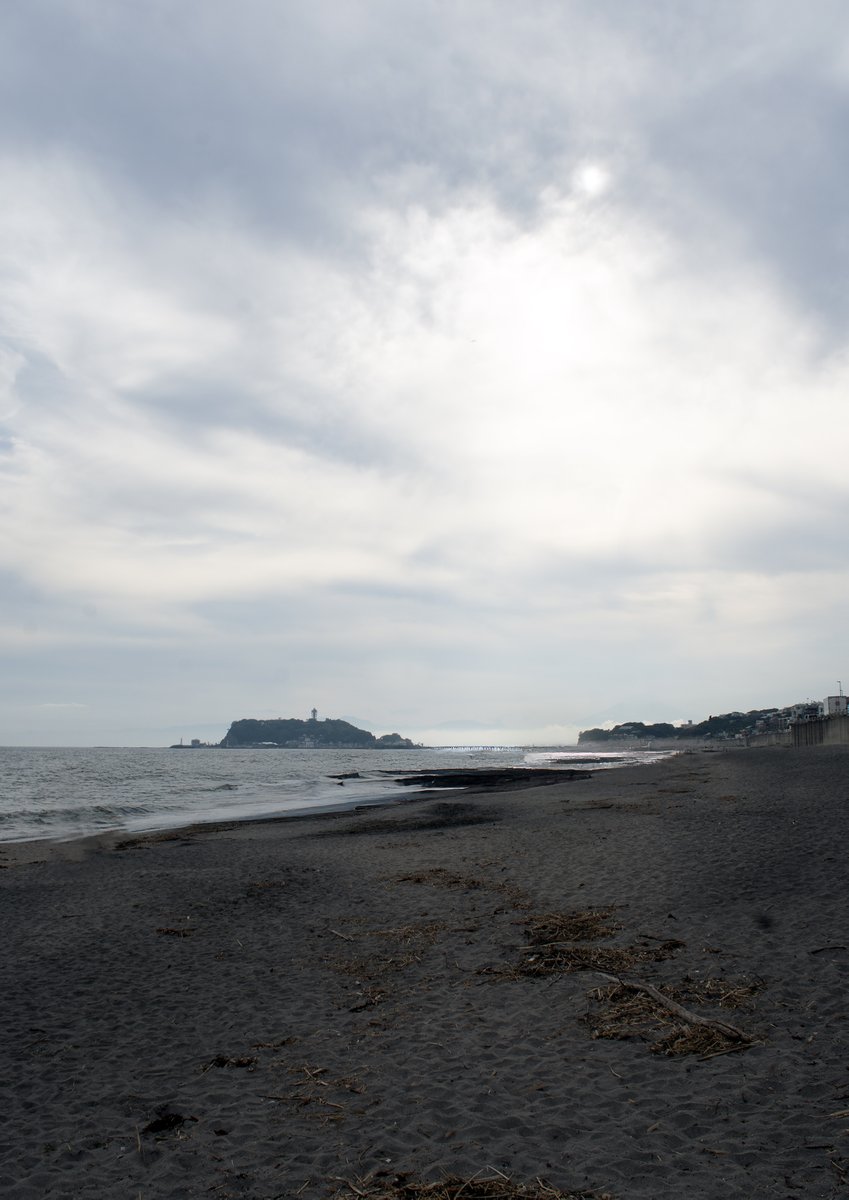 9.21 sun サザンナイト-二丁目のYeah!!!!!-
日本酒飲みながらサザン歌ったり踊ったりしたら
情緒不安定になりますね(いい意味でよ)
今回のポスター写真は自ら撮影しました。
海岸沢山人いたけどAIで消しました!!
<a href="/sazannight0303/">9月21日サザンナイト 〜二丁目のYeah!!!</a>  <a href="/D_light_Tokyo/">D-light, Tokyo</a>