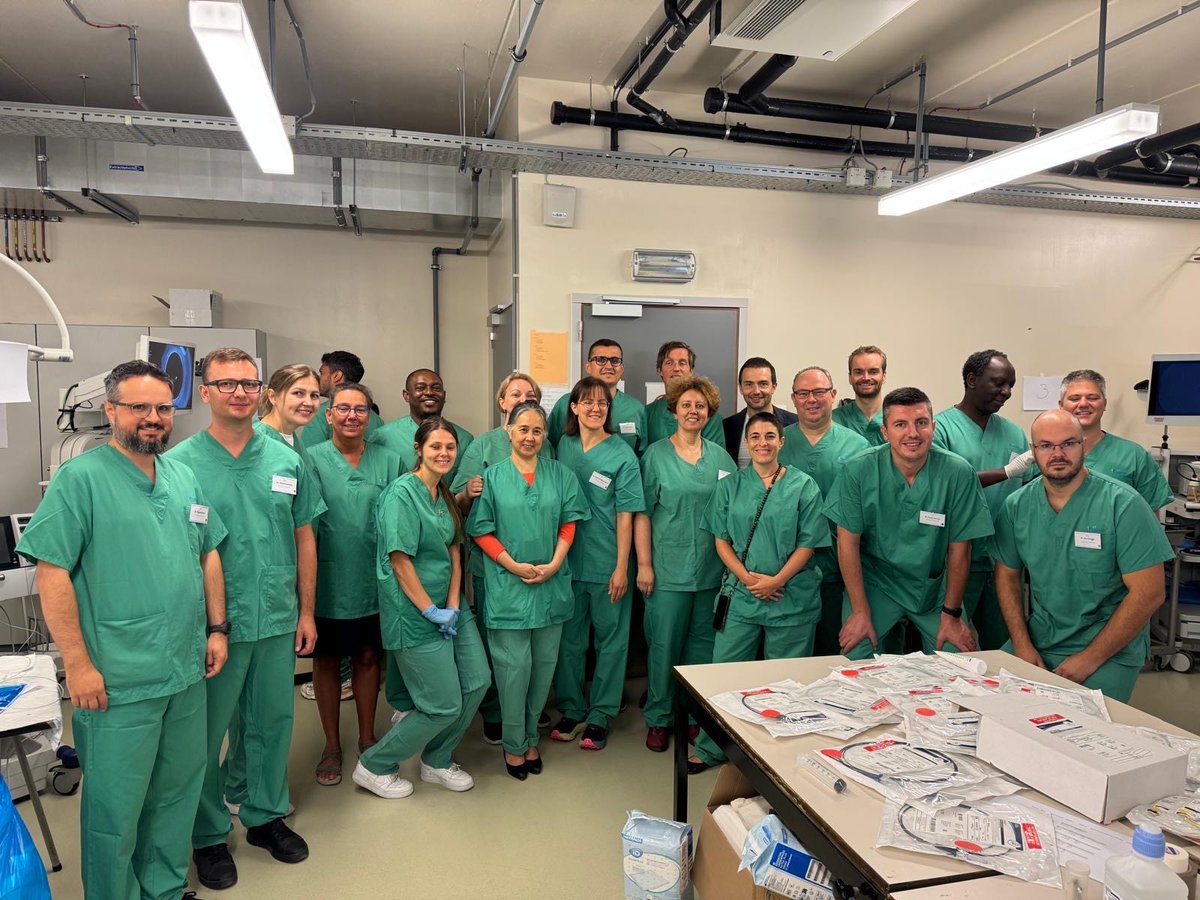 🌍 Leuven brought together leading voices in early #CRC.

👉 During the EMR Workshop, the key message was: master optical diagnosis first, then train EMR. — because pEMR is no crime!

Proud that our director, Dr. Ignasi Puig, joined international colleagues in this discussion.