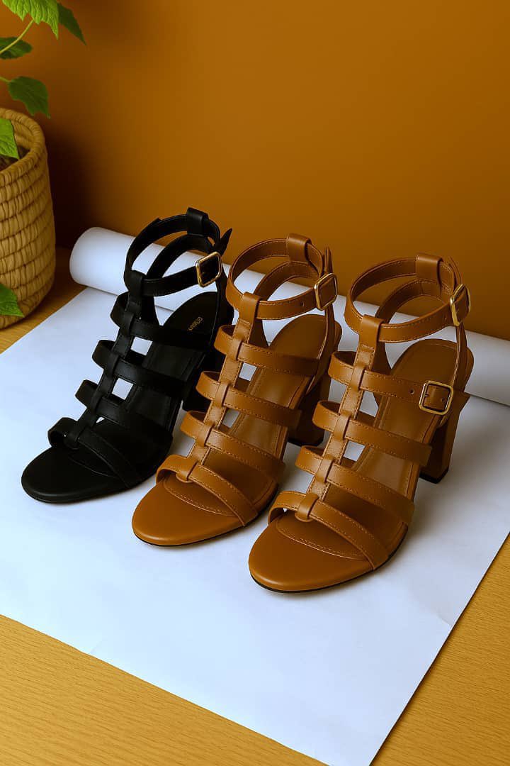 Classictrendx's tweet image. 🔥 New In 🔥
Open Toes Gladiator Heels 👠💫

📌 Brand: Shoe Republic
💰 28,500| Sizes: 37–42
🎨 Black &amp;amp; Brown | 📦 Comes with box

Luxury + Comfort in every step 😍✨

#ClassicTrends #AbujaFashion #GladiatorHeels #NaijaFashion #LuxuryStyle