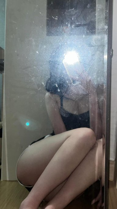 Mờ mờ 1 xíu