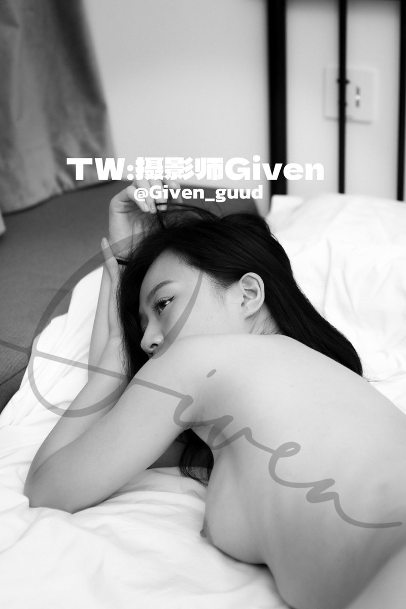 摄影师Given tweet media