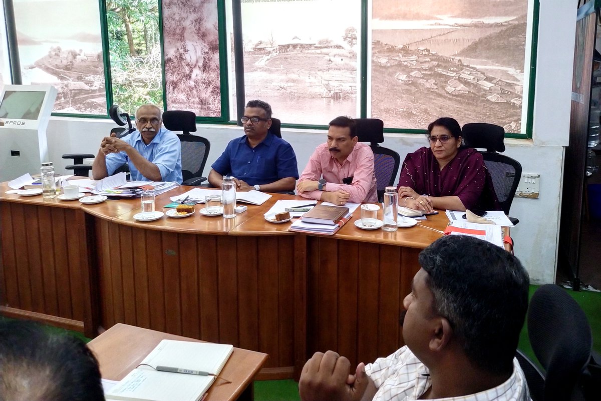 PeriyarTR's tweet image. A Circle Level Ecodevelopment &amp;amp; Ecotourism Review Meeting was held on 11.09.2025. The review meeting convened by the CCF (WL) &amp;amp; Field Director, Kottayam, Shri. Pramod P P, IFS was to access and monitor all activities under Ecodevelopment and CBET in the Circle.  
#ecodevelopment