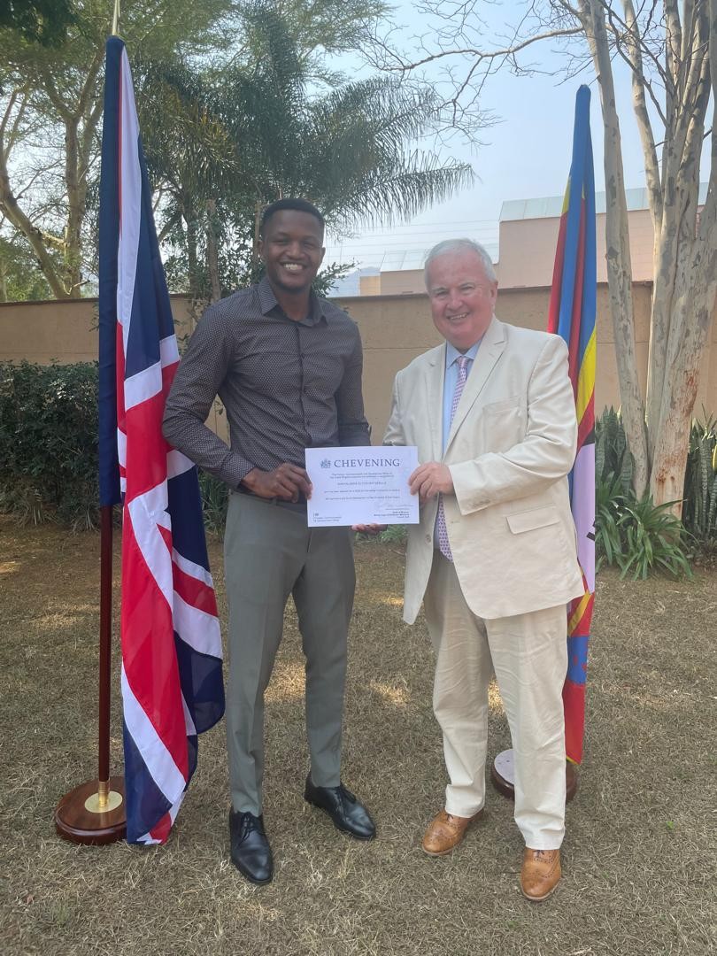 UKinEswatini's tweet image. We bid farewell to our incredible #Chevening scholars as they embark on their journey to the UK 🇬🇧 to pursue their studies.

Your hard work, passion, and dedication have brought you this far. We can't wait to see what you achieve next.

Wishing you all the very best! 🇸🇿✈️🇬🇧