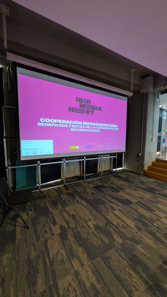 El panel "Cooperación Iberoamericana: beneficios y retos de la coproducción internacional" en @pixelatl con Alba Sotorra, directora y productora de 'Pink Punk Delta', Gabriel Bonilla, productor de 'Olivia y los misterios'; María Rosario Carlino, productora de 'Hanta'.