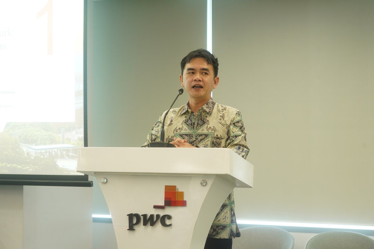 We were proud to host the PwC Indonesia 2025 Annual Technical Update, held from 12 to 21 August 2025. This year’s sessions went beyond technical discussions—we shared forward-looking perspectives on the evolving finance landscape. Topics ranged from global tax developments,