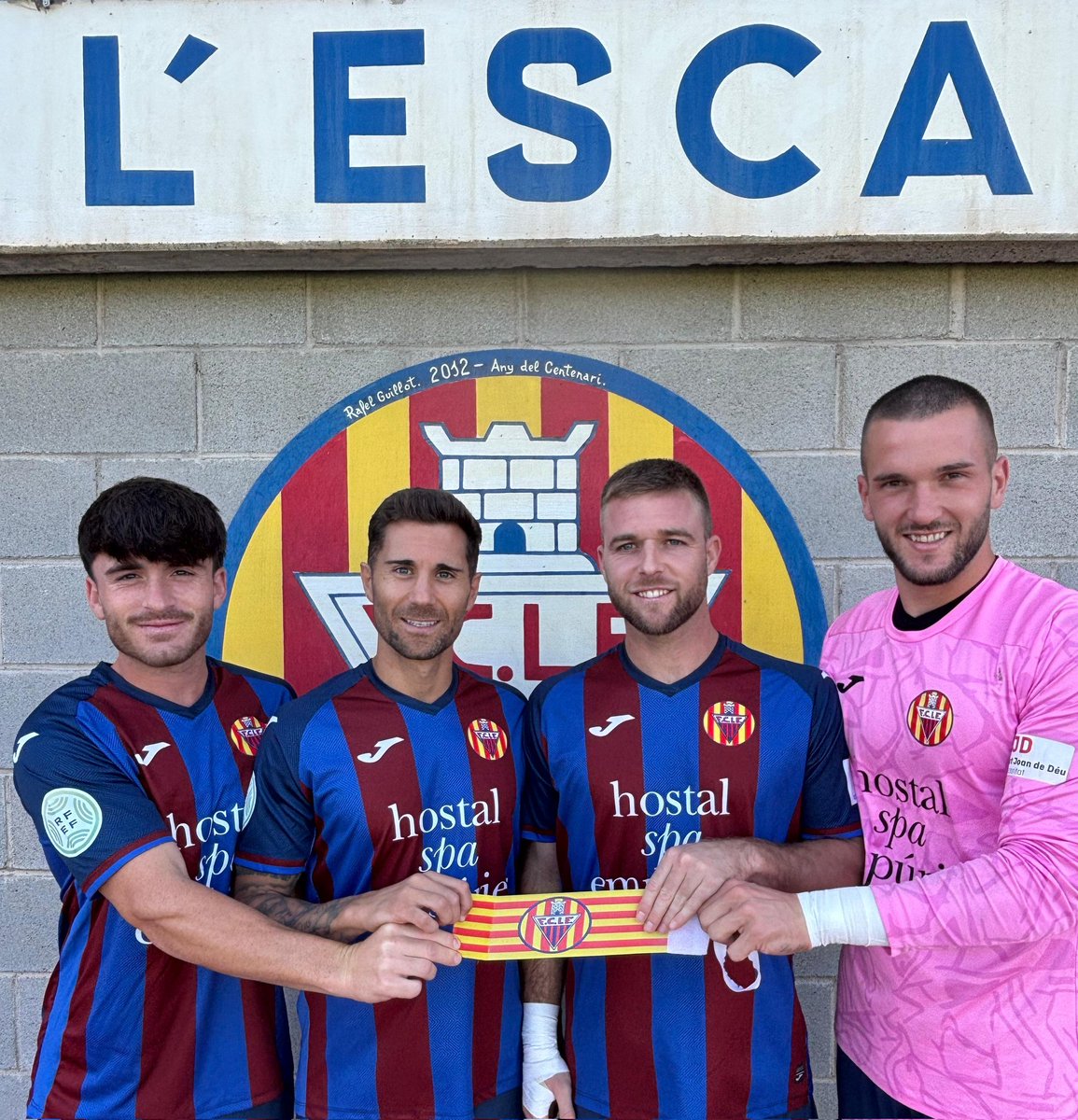©️🔛🔝 𝗘𝗟𝗦 𝗡𝗢𝗦𝗧𝗥𝗘𝗦 𝗖𝗔𝗣𝗜𝗧𝗔𝗡𝗦 𝟮𝟬𝟮𝟱/𝟮𝟲! 🔵🔴
Orgullosos de presentar-vos els 4 pilars del primer equip que lideraran el vestidor aquesta temporada:

⚽ Josu Prieto 
⚽ Marc Gelmà 
⚽ Jona Morilla 
⚽ Xevi German