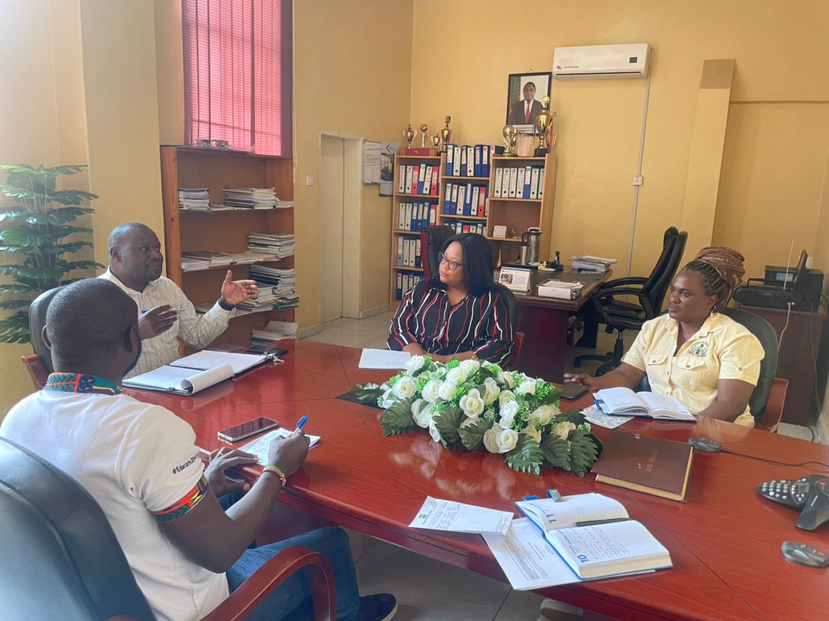 FAWEAfrica's tweet image. Yesterday, the FAWE/Mastercard Foundation Phase II team held a brainstorming session with mentors, FPP, FAWEZA &amp;amp; FAWE Africa.
They reflected on lessons from Cohort I and prepared to welcome 20 new Cohort II scholars this week.
#Education #MastercardFoundation #FAWE