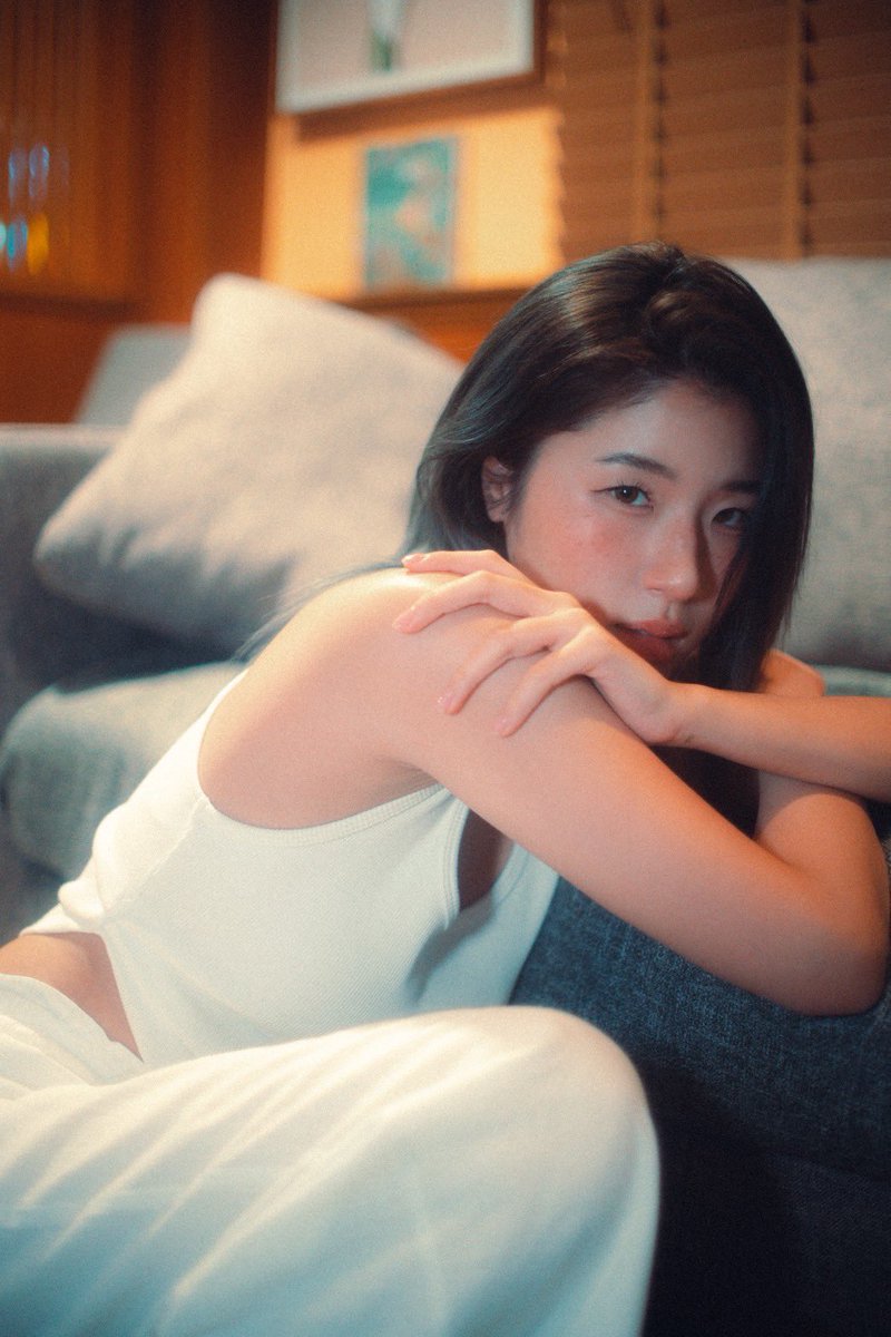 _miu2miu_'s tweet image. 🌤️