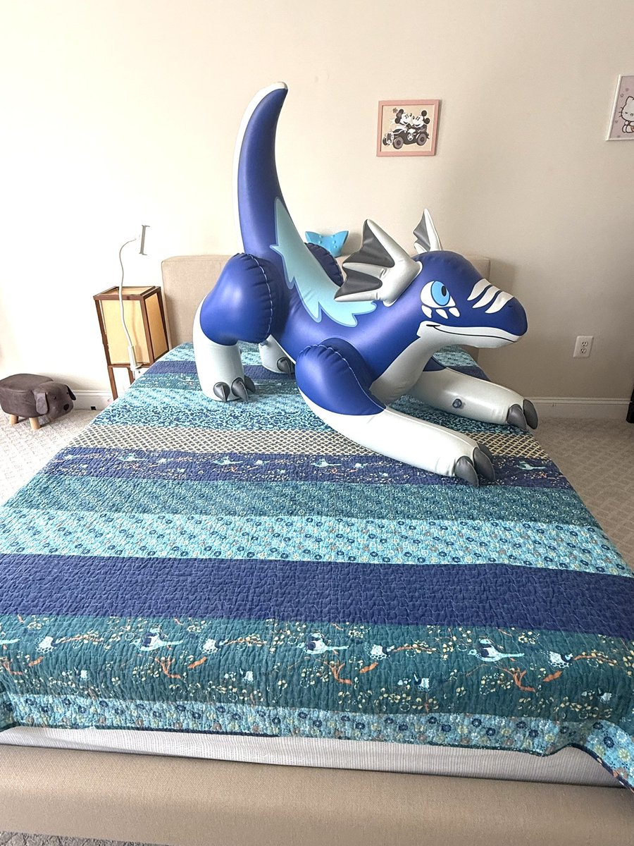 JetCreations's tweet photo. Jet Creations Mini Dragons are here to bring cuddles + bedtime fun! 🐉✨ Cute, adorable &amp; perfect for collectors. Grab yours today 👉 https://t.co/XIXTNlmzsY
#JetCreations #MiniDragons #inflatable #dragon #DragonLovers #InflatableToys #CuteDragons #Collectors #InflatableFun https://t.co/Ibx0SSWFr1