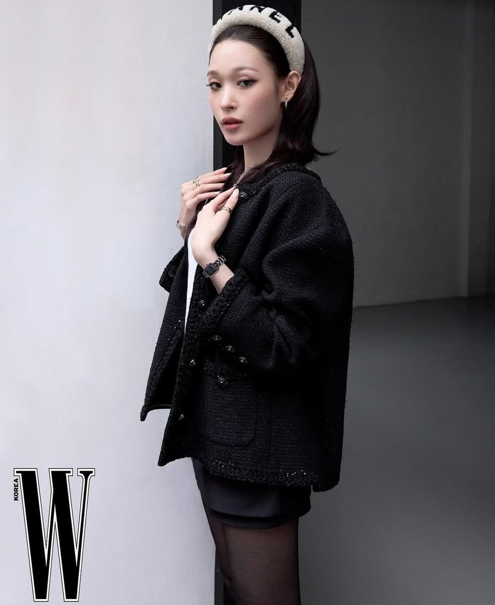 Annie stuns in Chanel for Wkorea ✨️