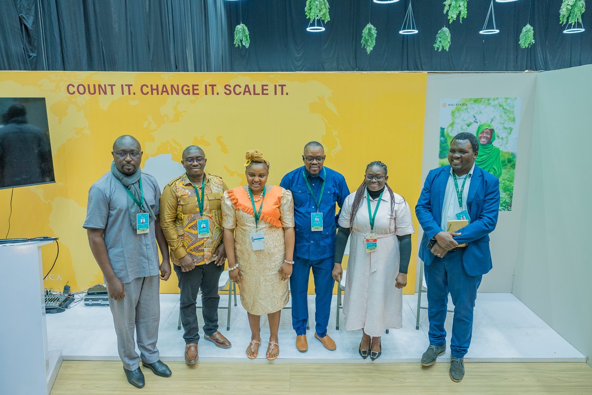 TheLandAlliance's tweet photo. At the @WorldResources Pavilion at #ACS2, CIFOR-ICRAF joined a discussion on strengthening the role of civil society in climate change responses across Sub-Saharan Africa.

We spotlighted the EU-funded #RESSAC programme, which translates research into practical solutions for sustainable forest management in Central Africa.

Learn more: 🔗https://t.co/xgMATSTXTn

#Trees4Resilience