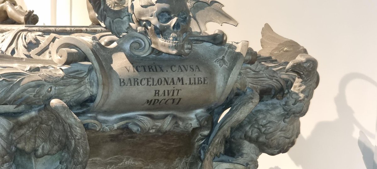 Per la llibertat que els Borbons van arrabassar als nostres avantpassats que defensaven Catalunya, i per la independència i el futur de la nostra nació que devem als nostres fills: bona Diada Nacional de Catalunya!