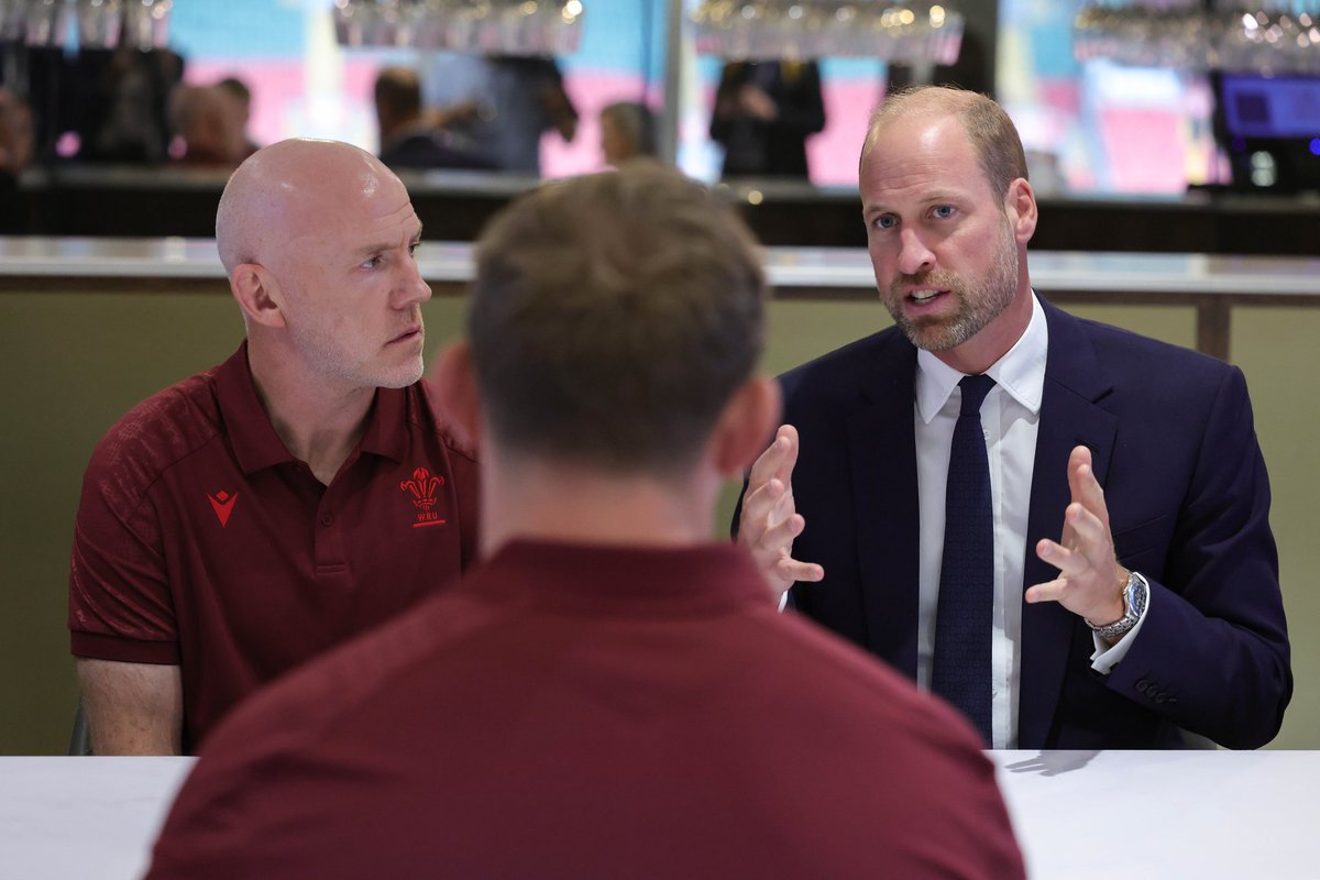 WelshRugbyUnion's tweet image. 🚨 The WRU, in partnership with the @JacLewisFdn and @KensingtonRoyal Foundation, has launched a new mental health hub at @principalitysta. 🤝

The hub is designed to provide a preventative wellbeing and mental health service to local rugby clubs and the wider community. 👇

▶️…