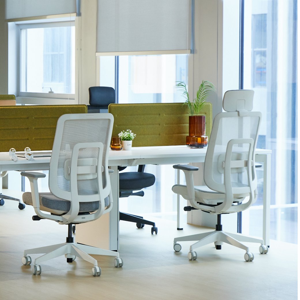 OrgatecSaudi's tweet image. 📢 KADA SEATING is joining ORGATEC WORKSPACE Saudi Arabia!

With 25+ years in office furniture, their award-winning chairs bring comfort, quality &amp;amp; style to modern workspaces.

📍 Register to visit for FREE: bit.ly/45O8bXf

#OrgatecWorkspaceKSA #OfficeFurniture