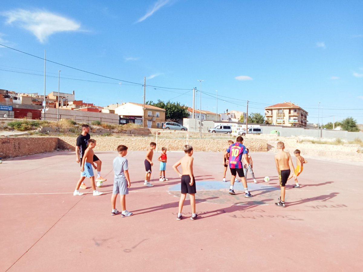 Deporte ⚽️ + Cooperación 🫂+ solidaridad 🙌
Así es la nueva iniciativa en el barrio 👇
facebook.com/share/p/19y46s…