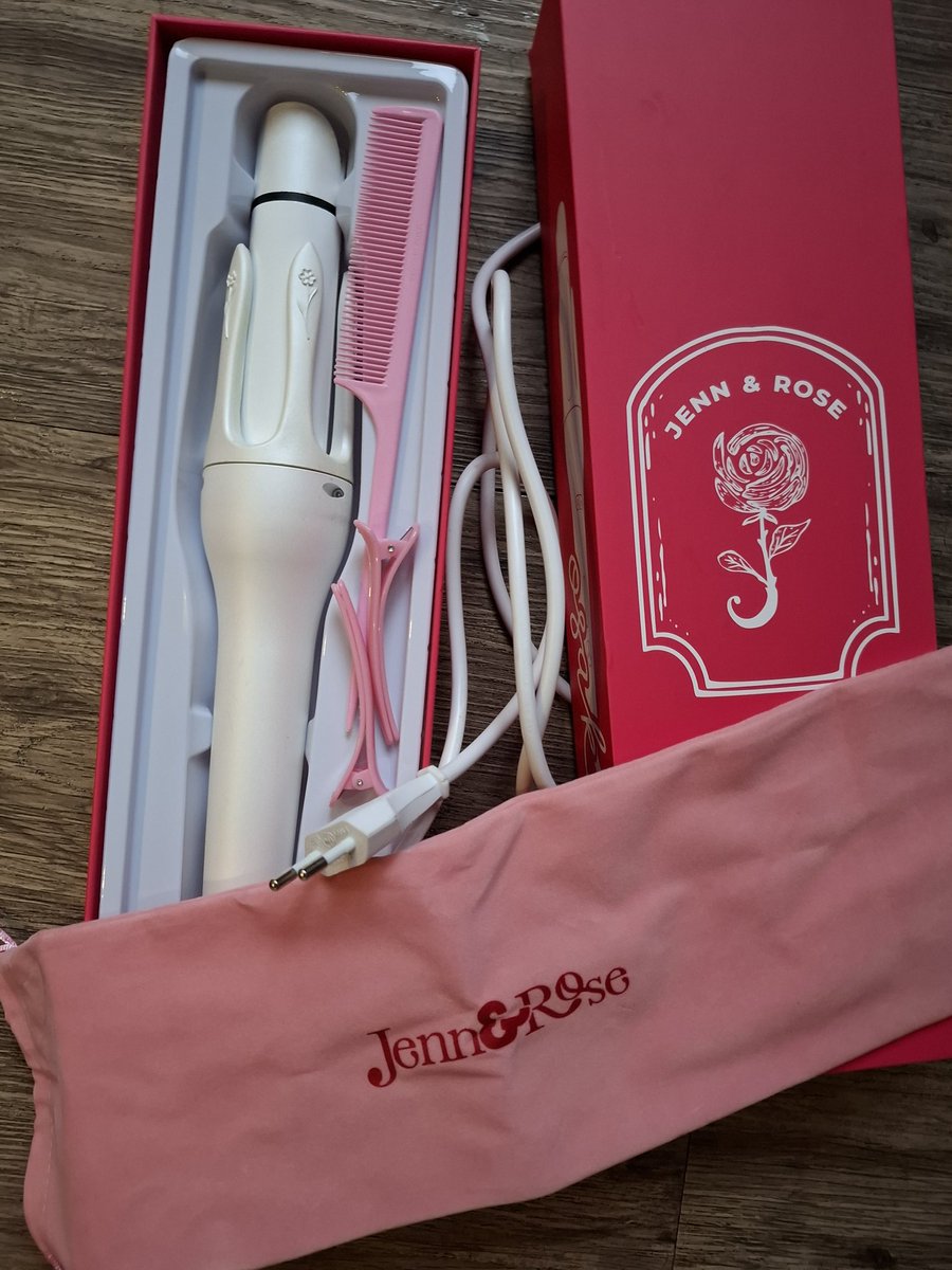 𝒸𝒽𝒾 tweet media