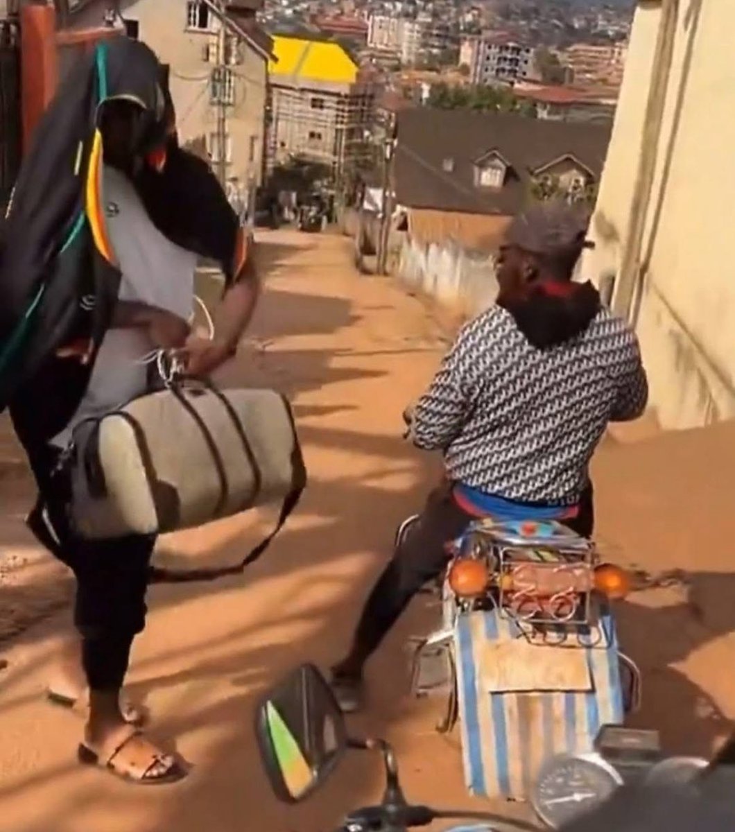 André Onana heading back home after the international break on a tricycle 🇨🇲😂