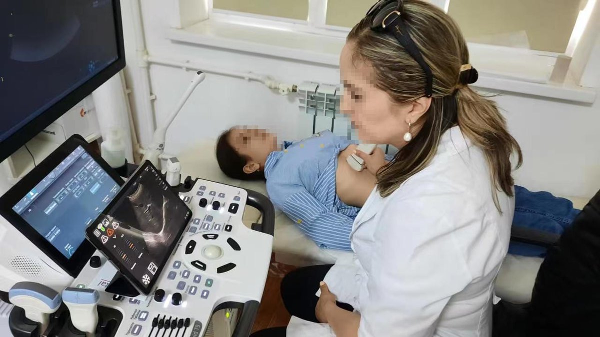 YoukeyMedical's tweet photo. How handheld Ultrasound support doing POC application?
Handheld ultrasound empowers the treating clinician by putting immediate diagnostic imaging directly in their pocket. It transforms ultrasound from a specialized diagnostic tool into an extension of the physical stethoscope https://t.co/jOuq8Lt9YI