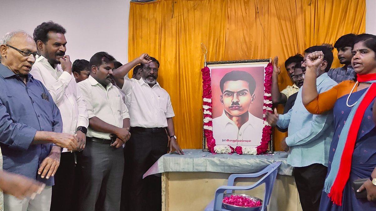 thirumaofficial's tweet photo. சமூகநீதி போராளி தியாகி #இமானுவேல்_சேகரன் அவர்களின் 68வது நினைவு நாளை முன்னிட்டு அசோக்நகர் அம்பேத்கர் திடலில் அவரது திருஉருவப் படத்துக்கு மலர் தூவி வீரவணக்கம் செலுத்தினோம்! https://t.co/Sx7dshZT4r