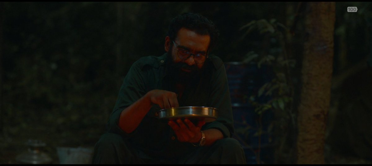 Thaneesh_23's tweet image. Flask - ഒരു simple plot ൽ എടുത്ത ഒരു കൊച്ചു പടം 🌝 നല്ലൊരു പടമാണ്  പറ്റും എങ്കിൽ കണ്ടു നോക്കു 🫂❤️

#Flask -3.5/5