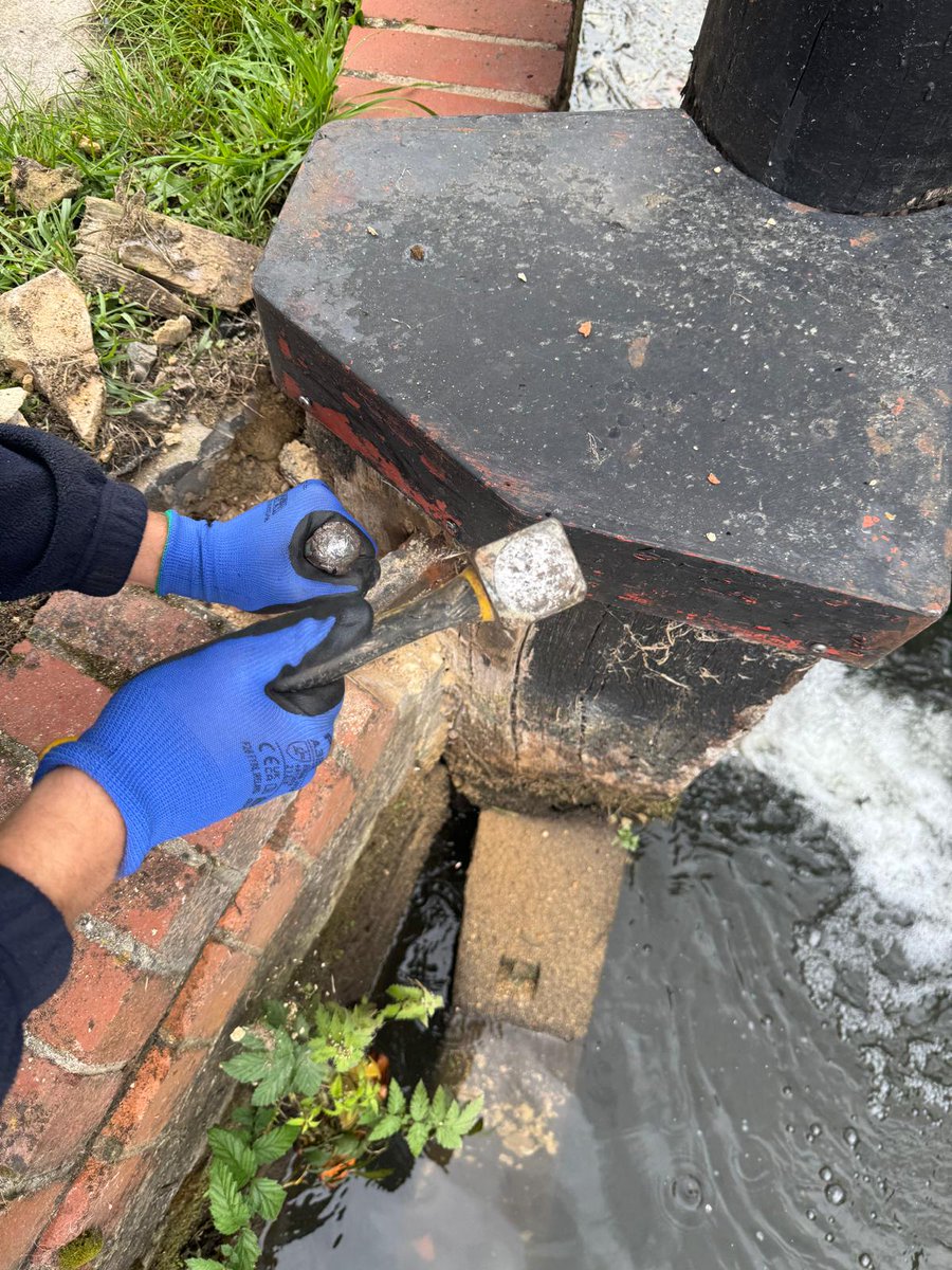 Canal & River Trust Wales and South West tweet media