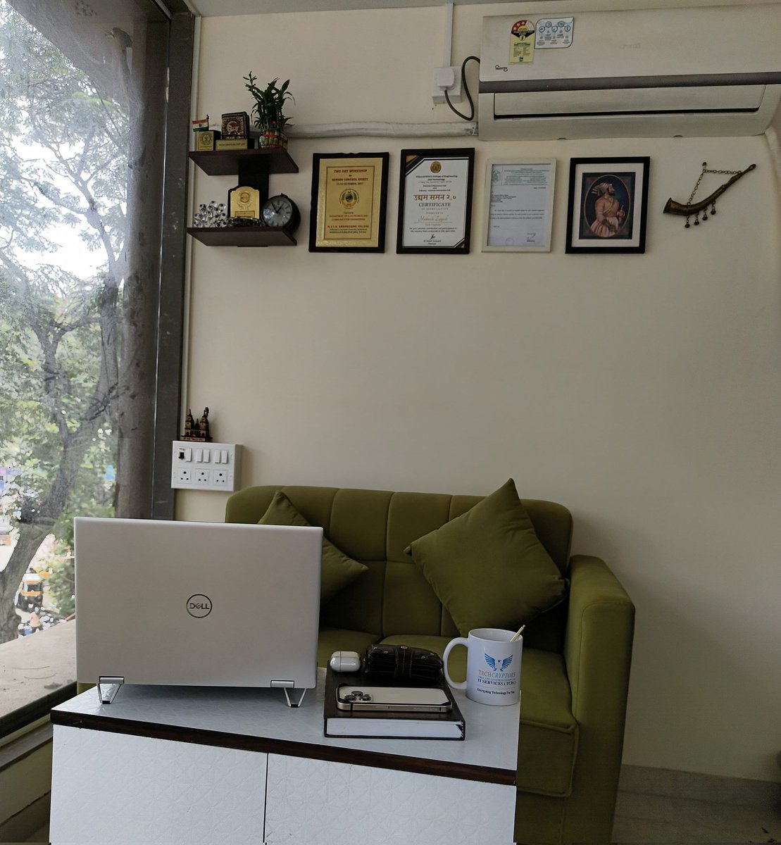 TechCryptors's tweet image. Just wrapped up a meeting, helping another business with the right tech solutions 💻📱
Book Free Consultation for your business now

📞 wa.me/918850528255
📩 sales@techcryptors.services  
🌐 techcryptors.services 

#TCIS #TechCryptorsItServices #TechCryptorsPrivateLimited
