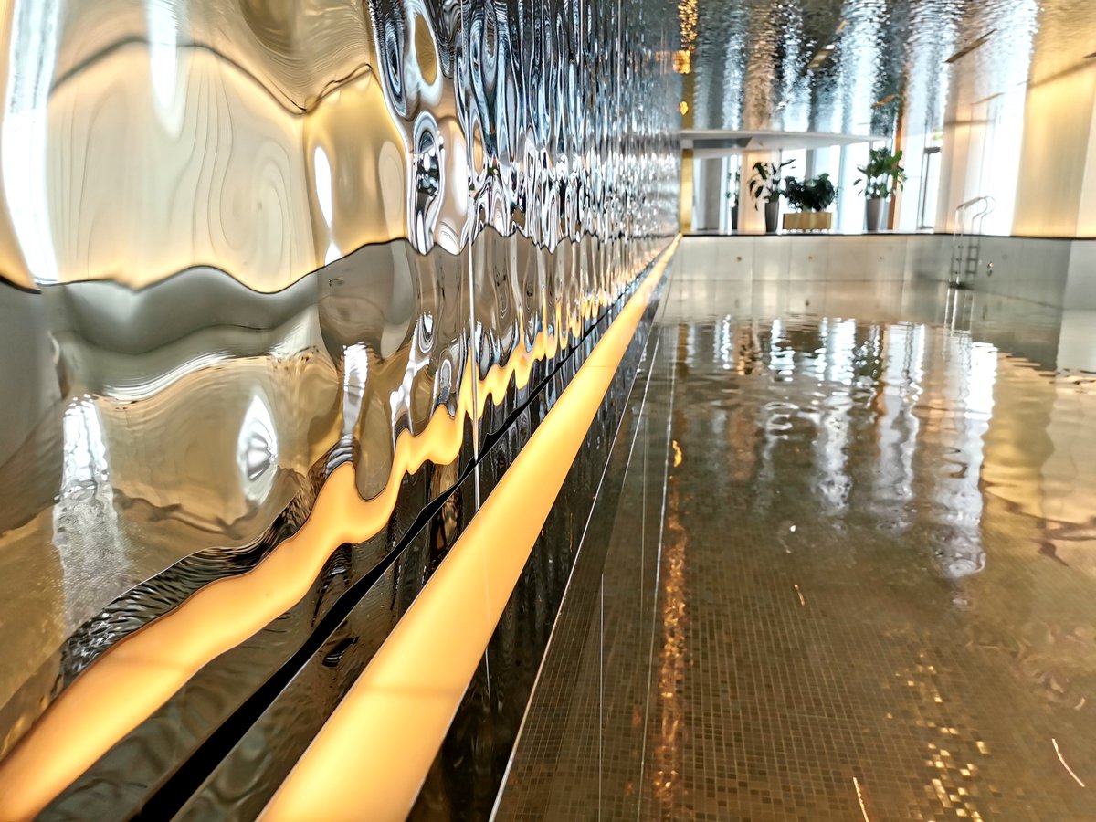 bwt_metal's tweet image. ✅316L stainless steel (1.5mm thickness) is used 
Project Overview: 
📍  Name: Shanghai Tower J Hotel
📏Scale: Ceiling of the Swimming Pool on the 84th Floor
🔍Material: BWT Water Ripple-C002
💡 Area: 1,600m²
🏗️Progress: Completed
#interiordesign  #mirrorceiling