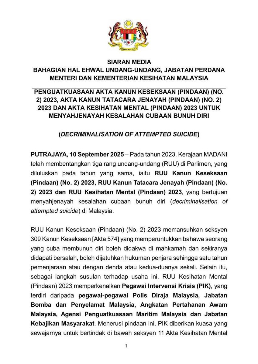 Professor Dr. Chan Lai Fong tweet media