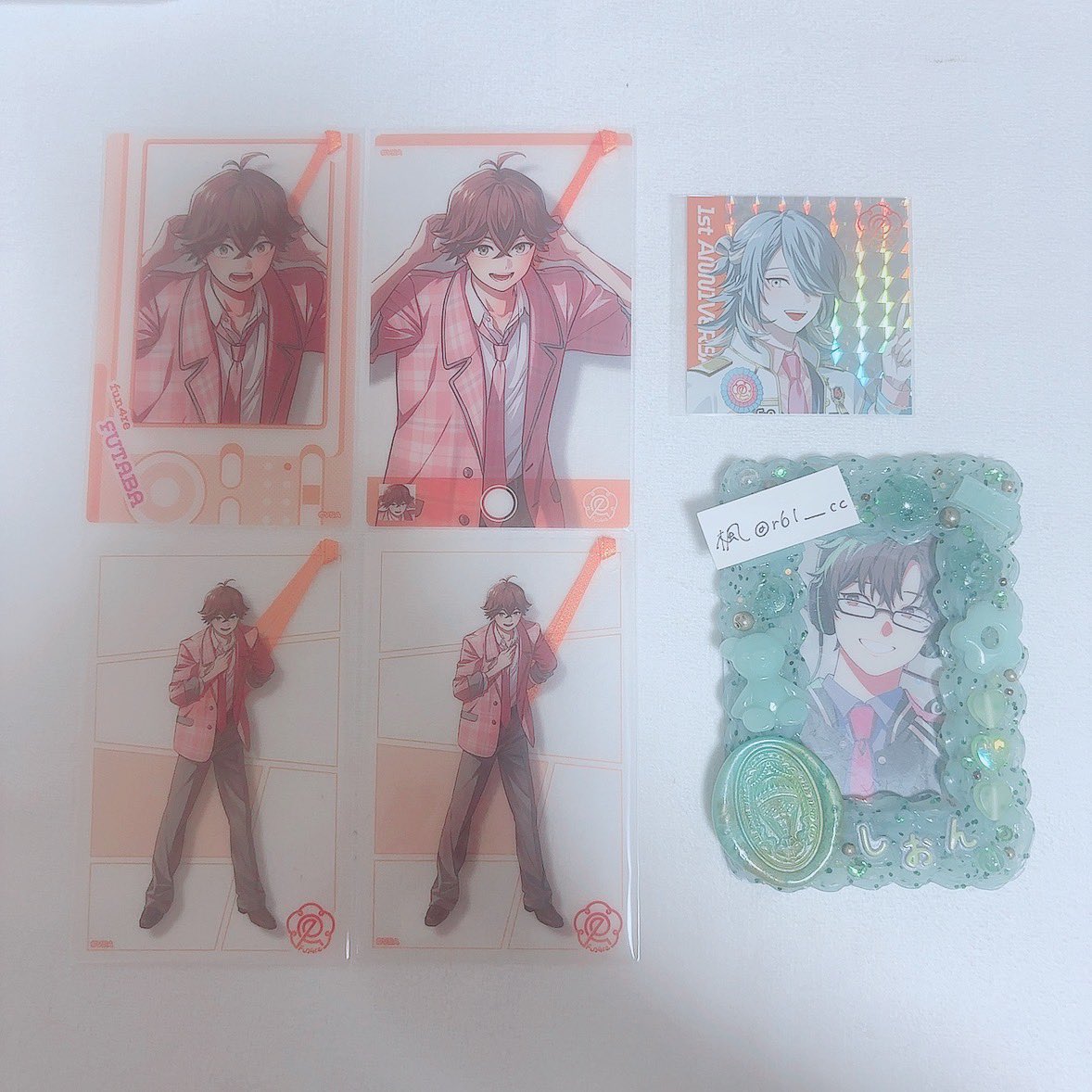 【交換/譲渡】  
ビバレン fun4re illuvista クリカ アニメイト特典 

譲: ふたば フタバ みお ミオ 

求: シオン または 定価+送料

💭郵送
💭特典は交換のみ

検索からもお気軽にお声掛けください。