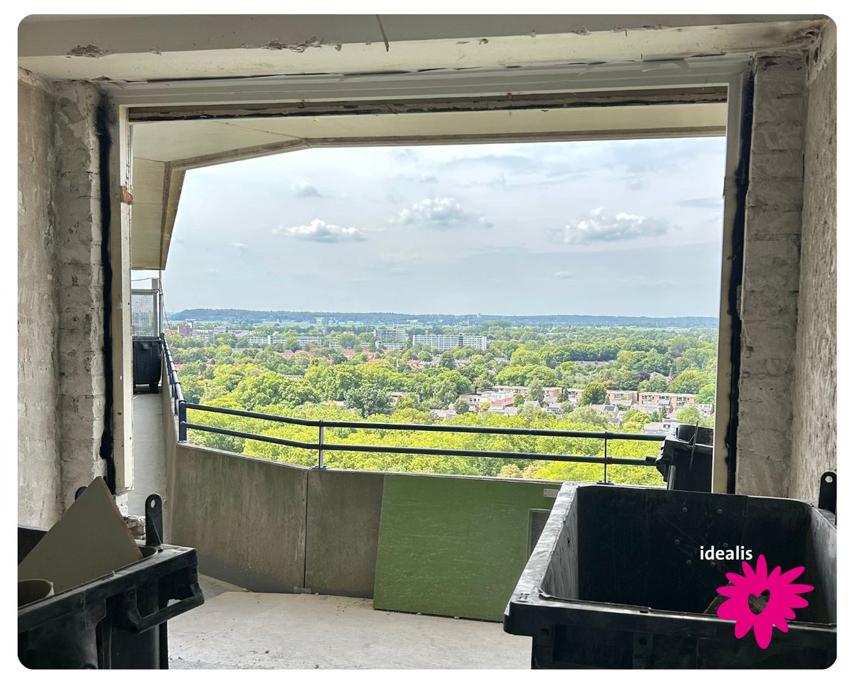 Ons complex Asserpark wordt gerenoveerd. Een van de doelen is het energieverbruik sterk verminderen.

Daarom worden alle kozijnen vervangen. Voor nu een schitterend uitzicht, voor de huurder straks een comfortabele kamer.

Meer weten? Check ow.ly/Mjcr50WV0Po