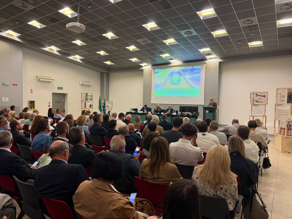 In corso ora: "Il #riso italiano un'eccellenza, non una #commodity". Segui la diretta #streaming dell'evento al link:
youtube.com/live/KRThYQZwo…