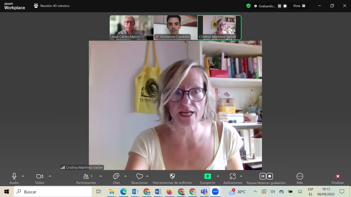 #Suicidio: Periodista debe preguntar como si estuviera hablando con su madre, su hermano o su hijo <a href="/CMVallier/">Cristina Martínez Vallier</a> 

Preguntar por el método a un familiar es abrir la herida más dolorosa de su vida. <a href="/GuilleCordoba97/">Guille</a> 

Comunicación basada en Empatía, Ética, No urgencia y Escucha activa