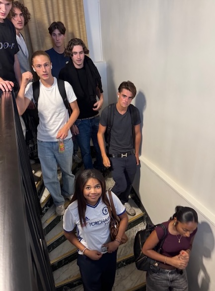 ✨ Belle expérience pour nos Terminale STMG #Mercatique !
Le 9/09, ils ont assisté à une conférence à la Maison des #Cuisiniers de France sur l’évolution du goût des consommateurs 🥛

🙏 Merci à la Maison pour son accueil et la qualité des échanges !

<a href="/MCFconnecte/">Maîtres Cuisiniers de France</a>