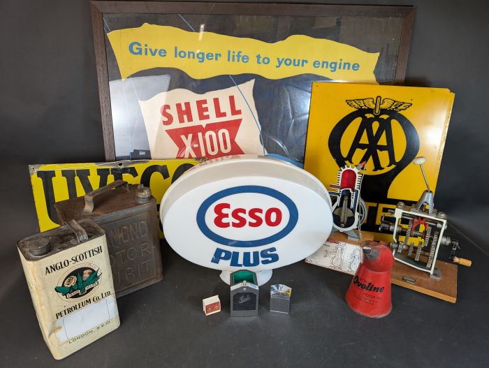 CheffinsMachine's tweet image. Some nice pieces consigned after a successful visit to Beaulieu for our Automobilia &amp;amp; Advertising sale taking place on 22nd November at our machinery saleground at Sutton.
#enamelsign #petrolpumpglobe #petrolglobe #petrolpump #automobilia #petrolcan #oiltin #oilbottle #oiljug