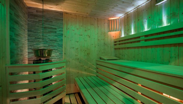 Magnum Sauna Budapest tweet media