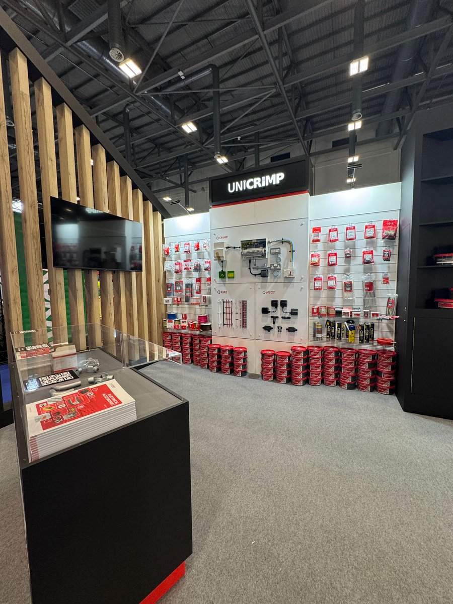 The Elex Show in Coventry is finally here! 📅

Find us at 📍Coventry Building Society Arena for expert advice, cable management solutions and plenty of prizes! 🎁

Register for your FREE entry - don't miss out! 👉 registration.hamerville.events/exf/kwetwekdjw…