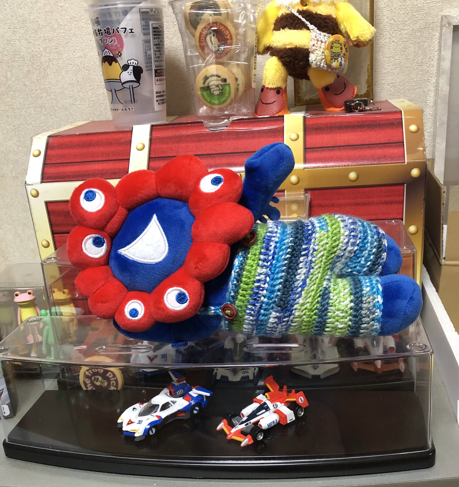 ミャクミャク詰め合わせ ミャクミャクくじ3等 おやすみぬいぐるみ　フロッキー 大阪万博 ミャクミャクくじ 3等 ぬいぐるみ - メルカリ