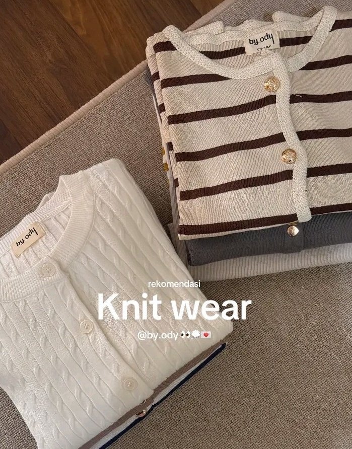 findsbyayylee's tweet photo. chic knit for dailywear🧶🩷🫧

a thread https://t.co/2lBsTTnay9