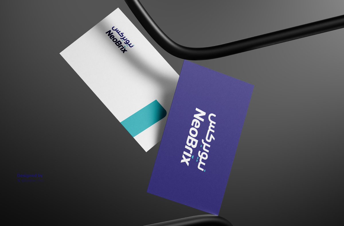 تلتقي الرموز مع الخطوط لتروي حكاية هوية وتتجسّد الحروف بالألوان لتزهى كصورة فنية✨ 

—- هُنا في نيوبركس أحد أعمالي مزجنا الإبداع بالدقة حتى تكون العلامة التجارية أكثر وضوحًا وتأثيرًا 👌🏻.