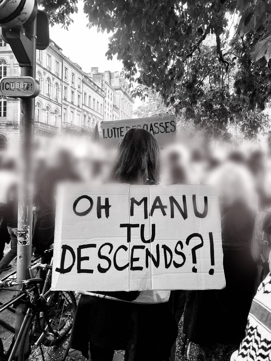 EtienneRedCat's tweet photo. Quelques photos du mouvement #BloquonsTout le #10septembre2025 à Bordeaux. https://t.co/OZtPLDlCzn