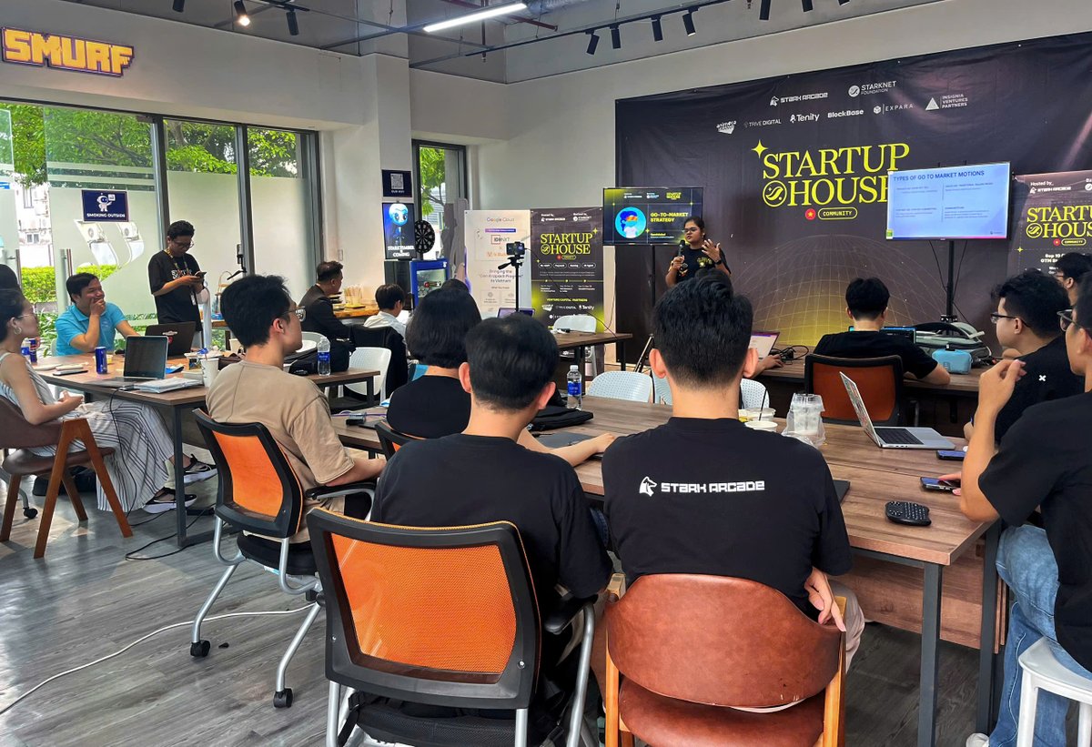 thesspacevn's tweet photo. Day 2 at @StartupHouse is in full swing! 🚀
From GTM strategies to AI &amp; Bitcoin insights, today’s workshops brought massive value 💡🔥
Big thanks to our mentors &amp; foundations for sharing their wisdom 🙌
@BitcoinFi @Starknet @StarknetFndn  @thesspacevn  @vbuilders_ https://t.co/P8Q4Ukb5OA